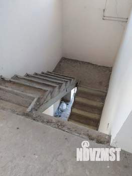 Коттедж 208м², 2-этажный, участок 15 сот.  