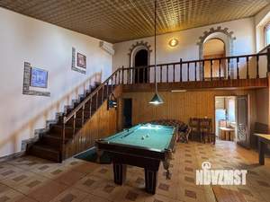 Коттедж 250м², 2-этажный, участок 6 сот.  