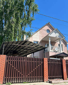 Дом 250м², 2-этажный, участок 5 сот.  