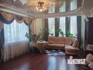 Коттедж 181м², 2-этажный, участок 7 сот.  