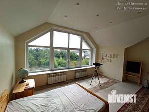 Дом 250м², 2-этажный, участок 6 сот.  