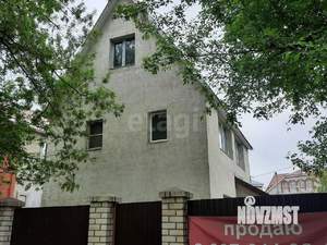 Дом 260м², 3-этажный, участок 3 сот.  