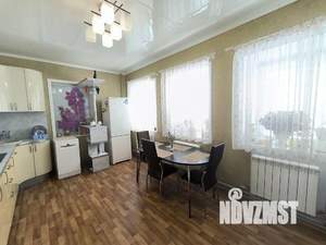 Дом 120м², 2-этажный, участок 6 сот.  