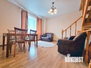 Дом 186м², 3-этажный, участок 10 сот.  