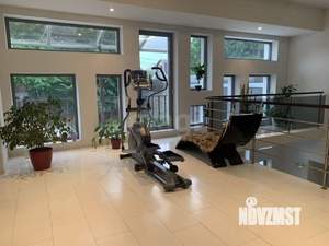 Дом 600м², 2-этажный, участок 33 сот.  