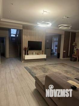 Коттедж 300м², 2-этажный, участок 13 сот.  