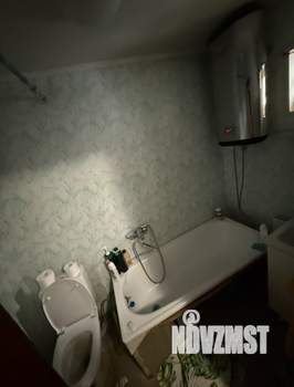 Дом 180м², 2-этажный, участок 5 сот.  