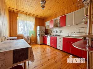Дом 291м², 3-этажный, участок 12 сот.  