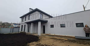 Дом 240м², 2-этажный, участок 4 сот.  