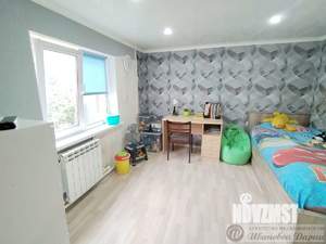 Дом 100м², 2-этажный, участок 6 сот.  