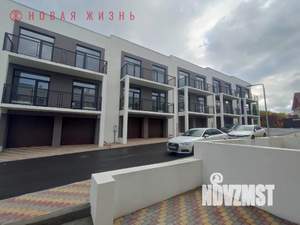 Таунхаус 373м², 3-этажный, участок 2 сот.  