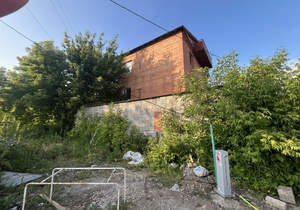 Дом 250м², 2-этажный, участок 6 сот.  