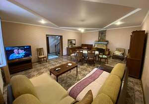 Дом 255м², 3-этажный, участок 4 сот.  