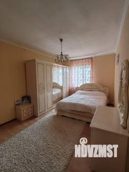 Дом 174м², 2-этажный, участок 5 сот.  