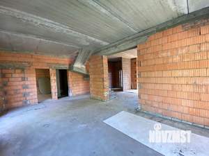 Коттедж 245м², 2-этажный, участок 6 сот.  