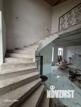 Коттедж 240м², 2-этажный, участок 7 сот.  