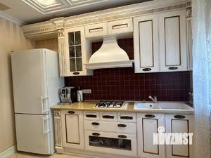 Коттедж 340м², 3-этажный, участок 32 сот.  