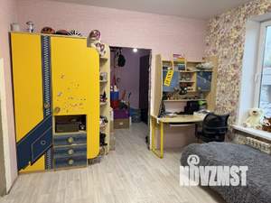 Коттедж 200м², 2-этажный, участок 12 сот.  