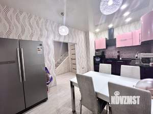 Коттедж 200м², 3-этажный, участок 6 сот.  
