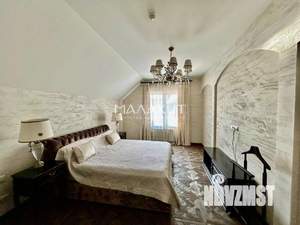 Дом 180м&sup2;, 2-этажный, участок 6 сот.  