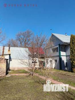 Дом 100м&sup2;, 2-этажный, участок 5 сот.  