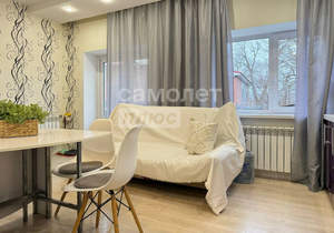 Дом 195м², 2-этажный, участок 6 сот.  