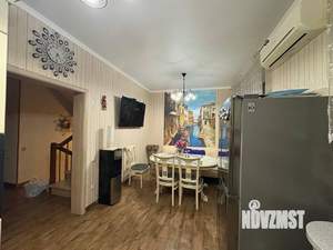 Дом 254м², 3-этажный, участок 3 сот.  