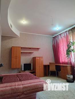 Коттедж 394м², 4-этажный, участок 3 сот.  