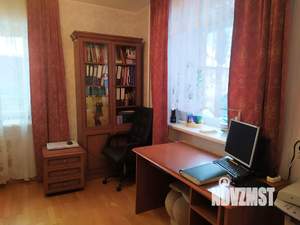 Дом 232м², 2-этажный, участок 6 сот.  