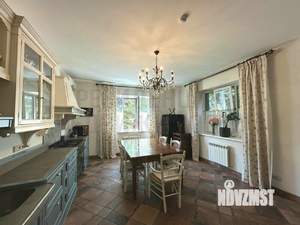 Коттедж 200м², 2-этажный, участок 7 сот.  