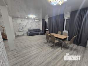 Коттедж 398м&sup2;, 3-этажный, участок 7 сот.  