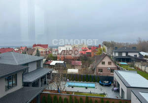 Дом 581м², 3-этажный, участок 12 сот.  