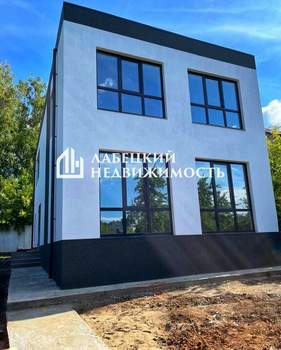 Дом 150м², 2-этажный, участок 6 сот.  