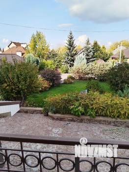 Коттедж 670м², 3-этажный, участок 13 сот.  