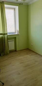 Дом 190м², 3-этажный, участок 3 сот.  