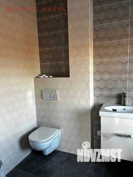 Таунхаус 100м², 2-этажный, участок 2 сот.  