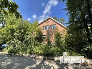 Дом 400м², 2-этажный, участок 8 сот.  