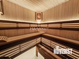 Дом 247м&sup2;, 3-этажный, участок 7 сот.  