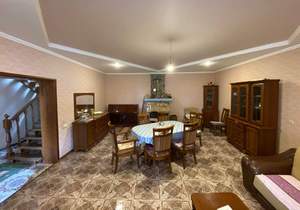 Дом 255м², 3-этажный, участок 4 сот.  