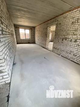 Коттедж 200м², 2-этажный, участок 6 сот.  
