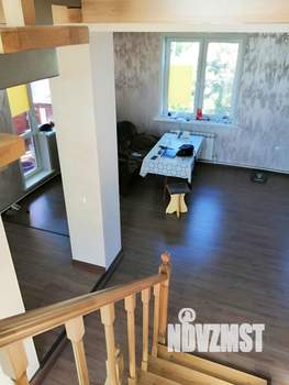 Дом 180м², 3-этажный, участок 4 сот.  