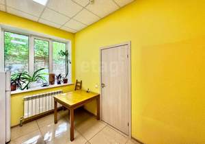 Дом 255м², 3-этажный, участок 15 сот.  
