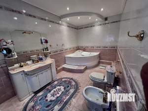 Дом 560м², 2-этажный, участок 12 сот.  