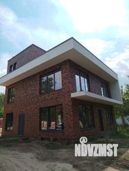 Коттедж 260м², 3-этажный, участок 7 сот.  