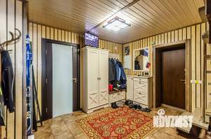 Дом 200м², 2-этажный, участок 7 сот.  