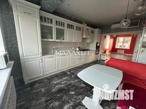 Коттедж 185м², 2-этажный, участок 15 сот.  