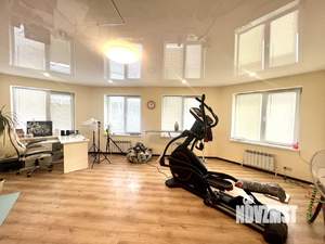 Коттедж 300м², 3-этажный, участок 6 сот.  