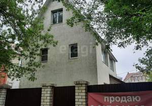 Дом 260м², 3-этажный, участок 3 сот.  