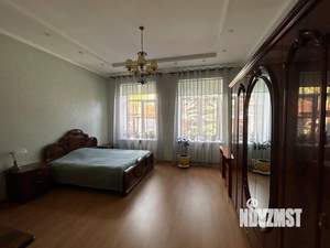 Коттедж 514м², 3-этажный, участок 10 сот.  