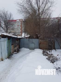 Дом 32м², 2-этажный, участок 6 сот.  